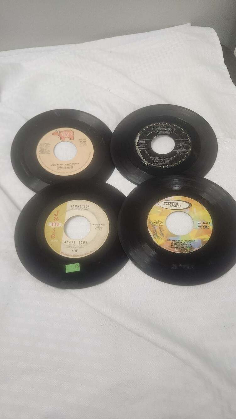 Lot of‎ 4 Vintage 45 RPM Vinyl Records: Lesley Gore, Dionne Warwick, Duane Eddy,